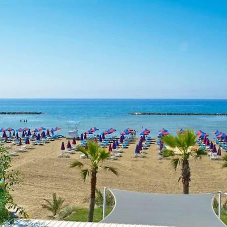 Larnaca Bay Views Apartment Pyla Exterior photo