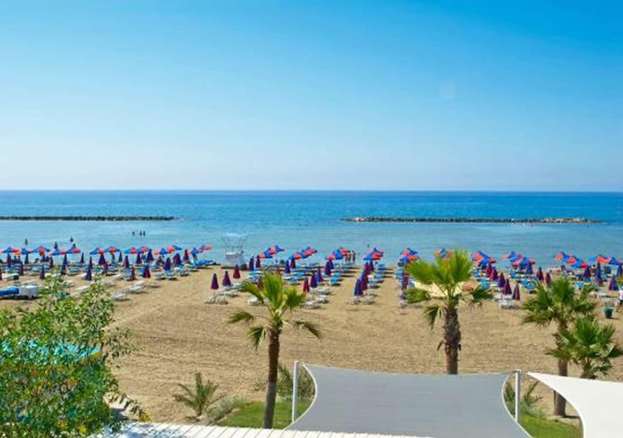 Larnaca Bay Views Apartment Pyla Exterior photo